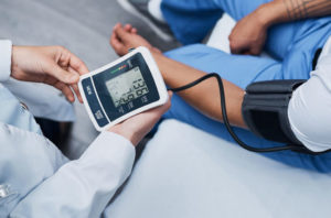 6 WAYS TO REDUCE YOUR HIGH BLOOD PRESSURE